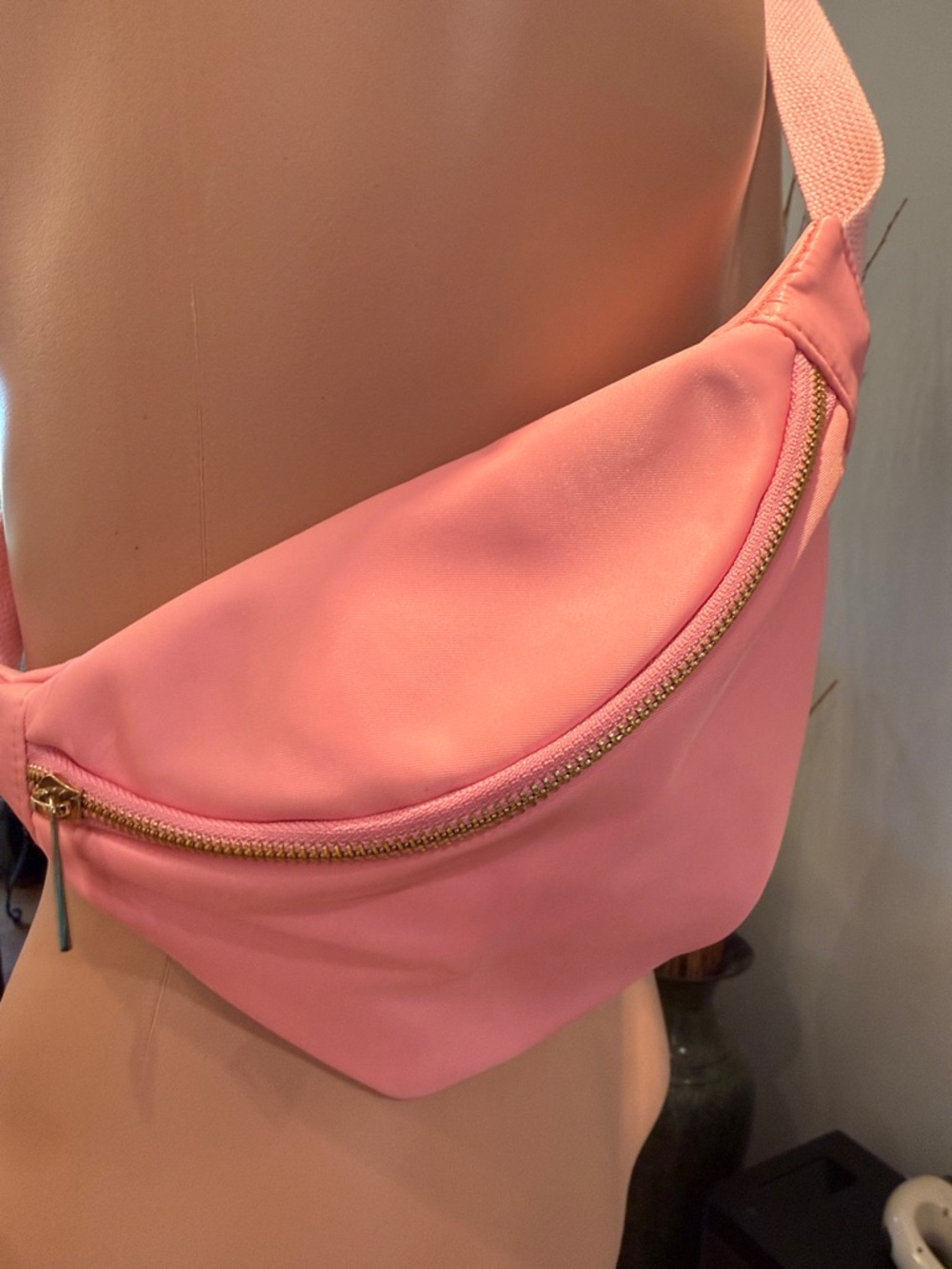 Pink Lily Pink Crossbody Waist Bag with Gold Zipper